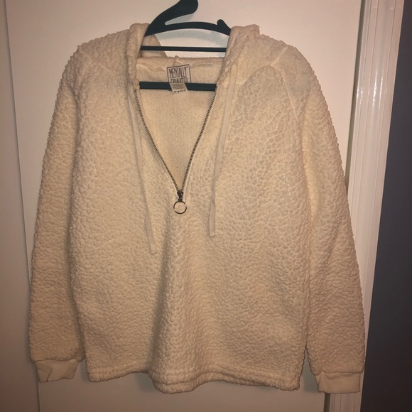 Super Cozy Beige Sweatshirt Top. Size Small - Picture 2 of 7